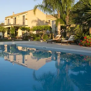 https://baglio-santandrea.sicilyhotelsitaly.net